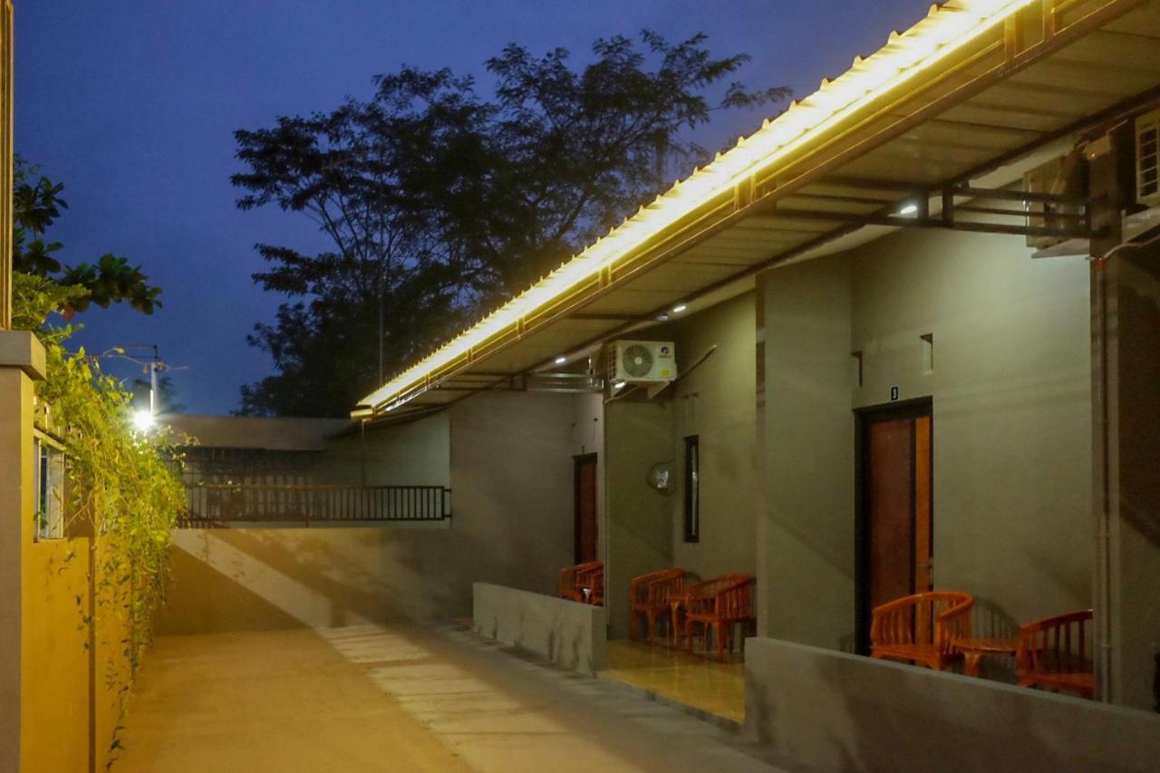 Reddoorz Syariah Near Exit Tol Pemalang Comal 2 Hotel Exterior photo
